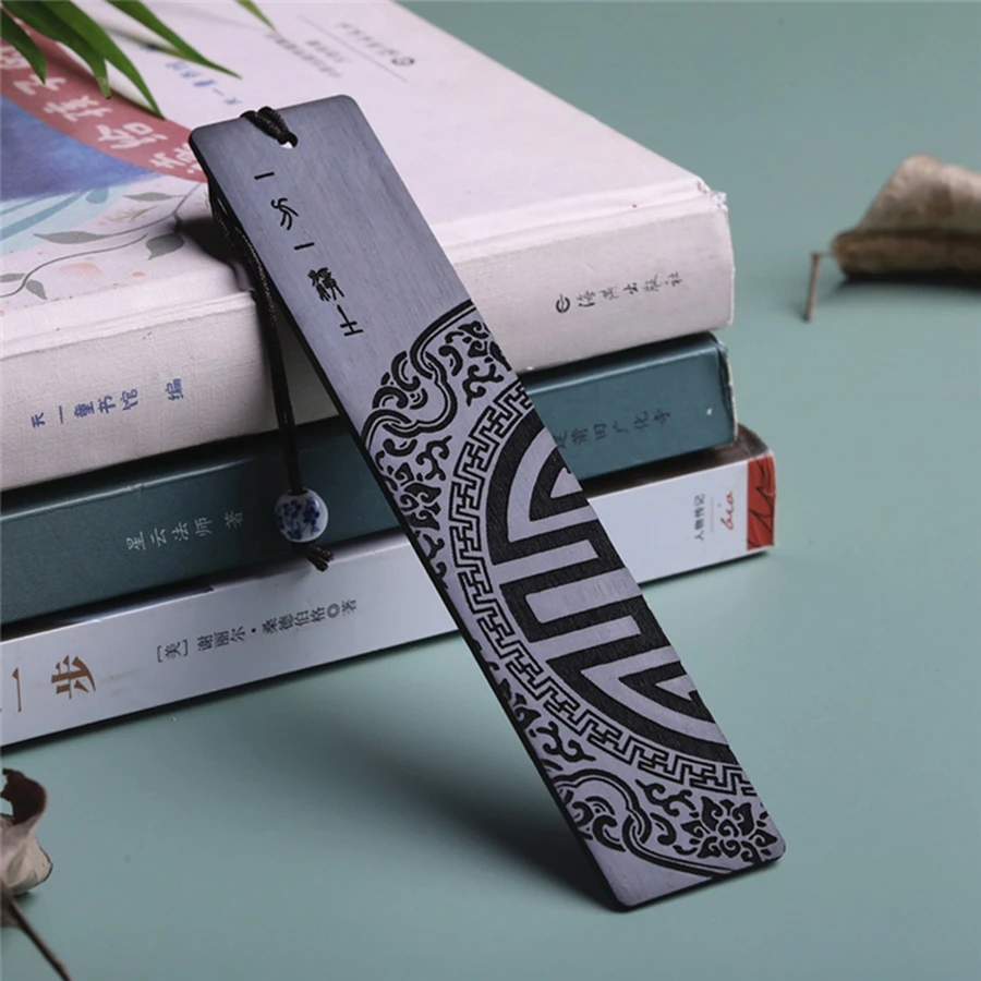 signet-en-bois-elegant